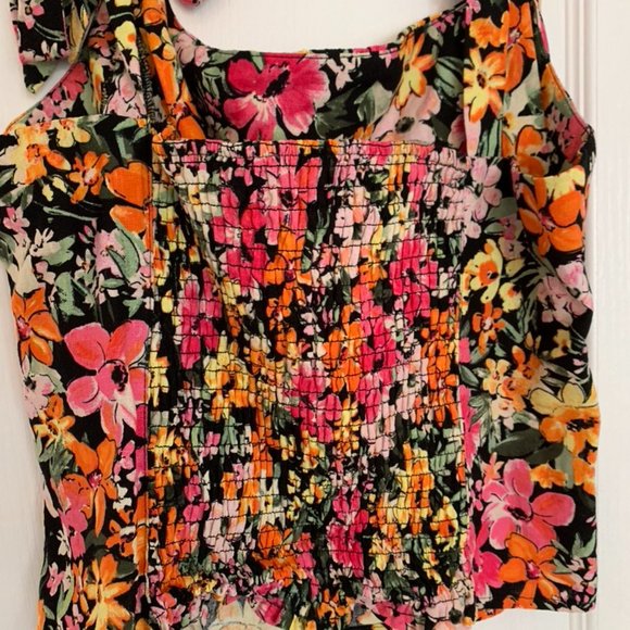 Dynamite cropped floral tank - Picture 2 of 4